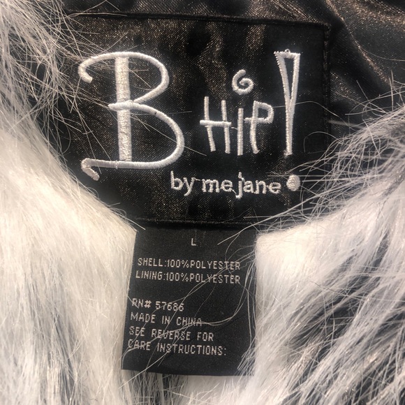 FAUX FUR - Picture 4 of 5